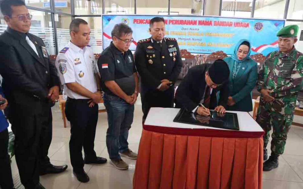 Bupati Seruyan Resmikan Nama Bandar Udara Kapten Mulyono di Kuala Pembuang