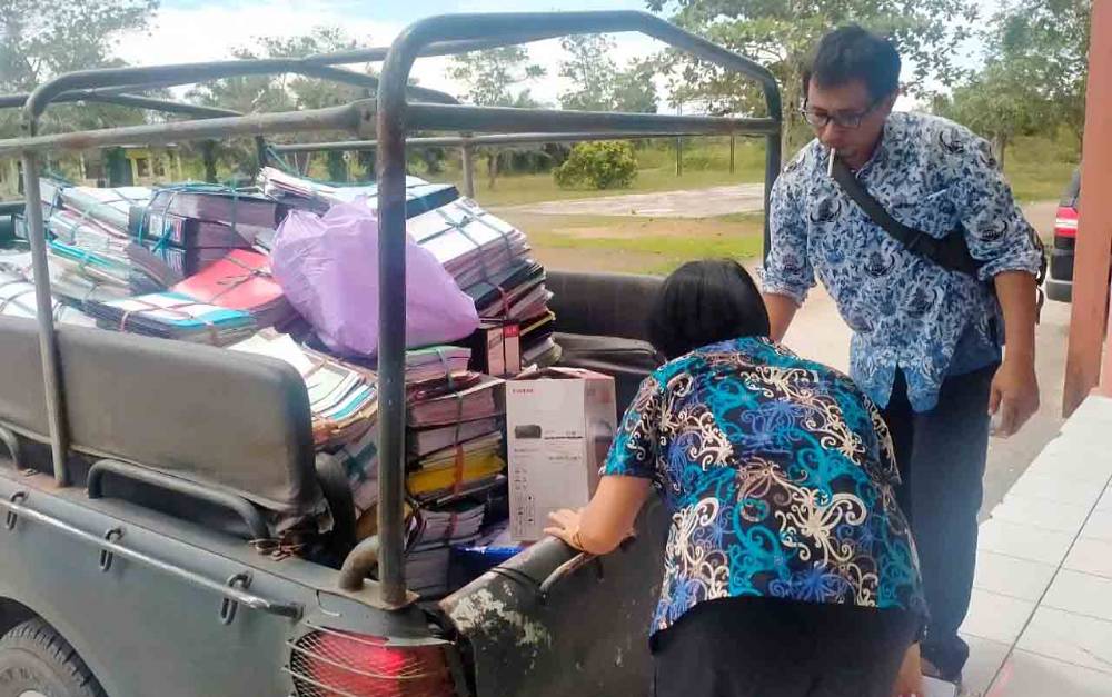 Kantor Camat Benua Lima Dipindah