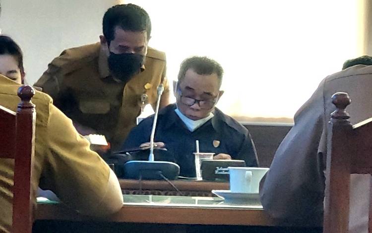Ketua Komisi II DPRD Kalteng, Achmad Rasyid. (FOTO: DONNY D)