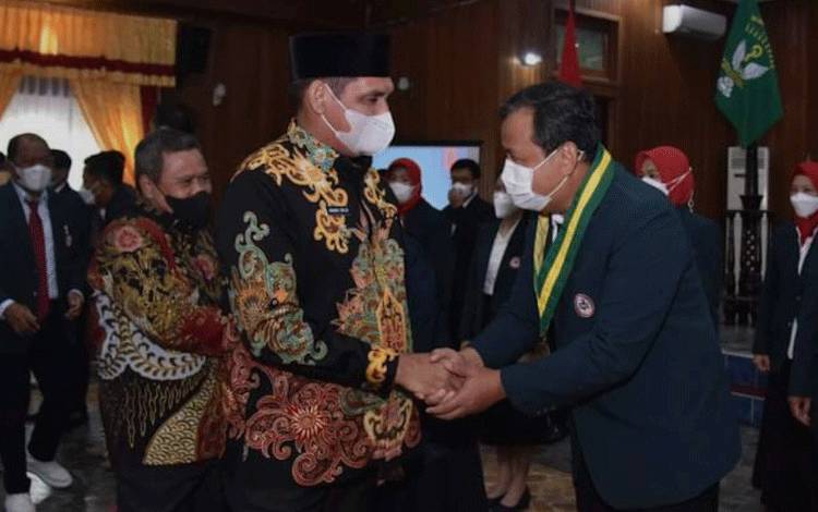 Pj. Bupati Harapkan Sinergi IDI Cabang Kobar Lindungi Kesehatan Masyarakat
