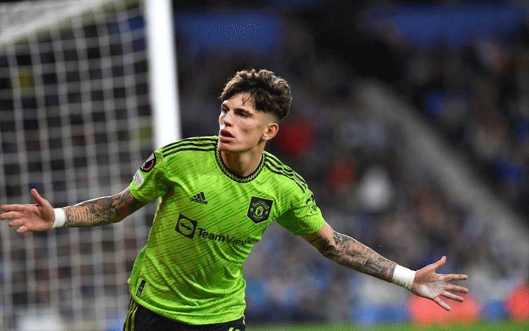Garnacho Perpanjang Kontrak Bersama Manchester United Sampai 2028