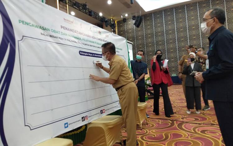 BPOM Palangka Raya Bersama Lintas Sektor Komitmen Awasi Obat dan Makanan