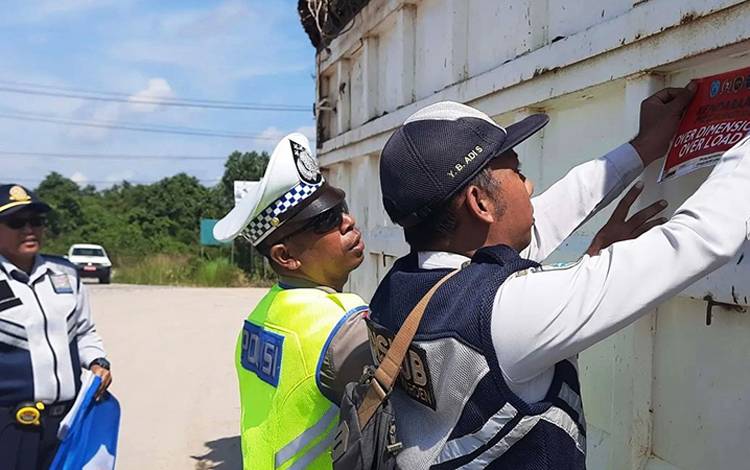Satlantas dan Dishub Tindak Tegas Angkutan ODOL