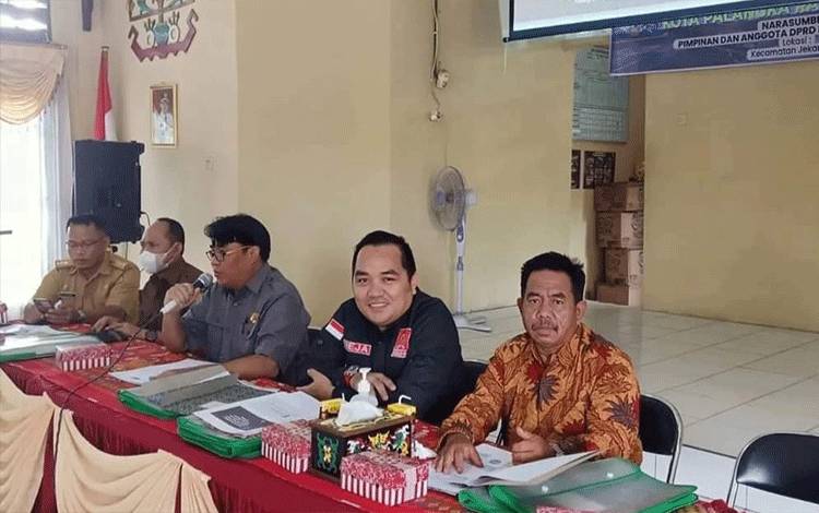 Anggota DPRD Palangka Raya Sosialisasi Perda Inovasi Daerah