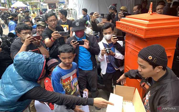 Aremania Kirim Surat ke Presiden Terkait Tragedi Kanjuruhan