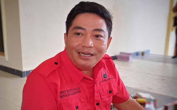 Ketua DPC PDIP Barito Timur Dendy Mahaputra. (FOTO: BOLE MALO)