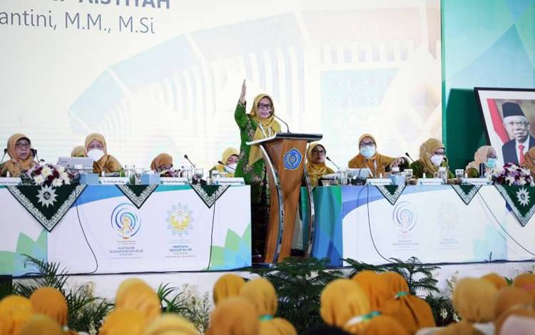 Anggota Sidang Pleno Muktamar Aisyiyah Pilih 7 Nama Formatur