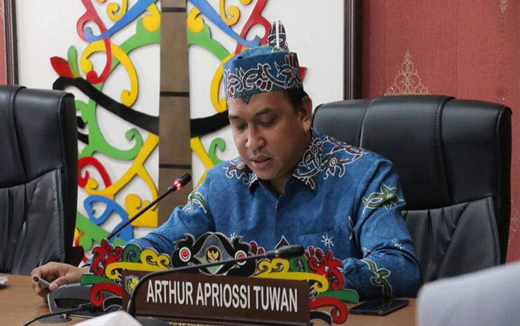 Dewan: Tanam Pohon Produktif Lebih Cocok Saat Musim Hujan