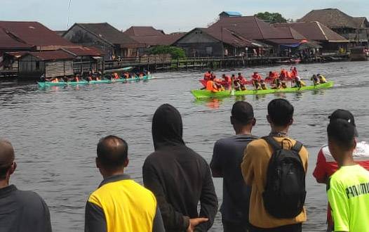Rangkaian HUT Kobar, 26 Tim Berlaga Dalam Lomba Dayung 2022