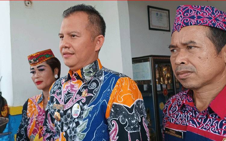 Bupati Gunung Mas Minta Kepala Sekolah Dukung Program Tiga Smart