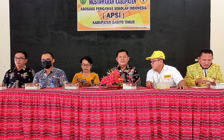 Muskab APSI Barito Timur di Aula Dinas Pendidikan Barito Timur, Kamis, 24 November 2022. (FOTO: BOLE MALO)