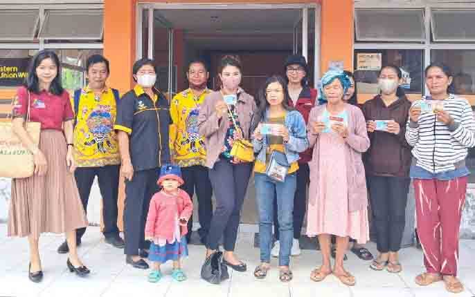 Masyarakat Gunung Mas Mulai Terima BLT BBM Tahap Kedua