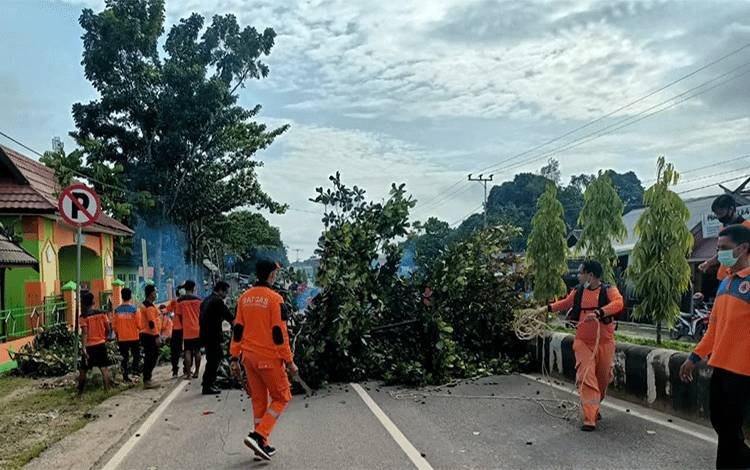 BPBD Lamandau Imbau Warga Waspada Cuaca Buruk