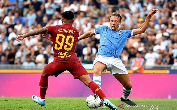 AS Roma Berharap Valencia Permanenkan Justin Kluivert