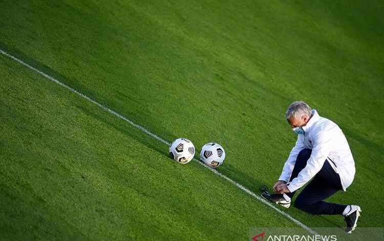 Deschamps Lega Prancis Bebas dari Kutukan Status Juara Bertahan