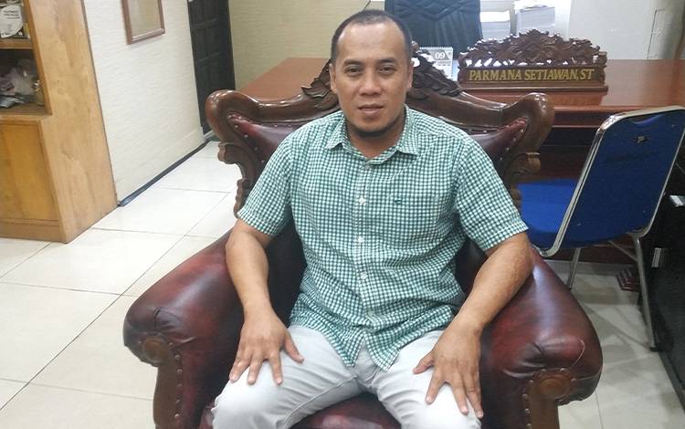 Waket I DPRD Barito Utara Minta Kades Tidak Memberhentikan Aparat Desa?