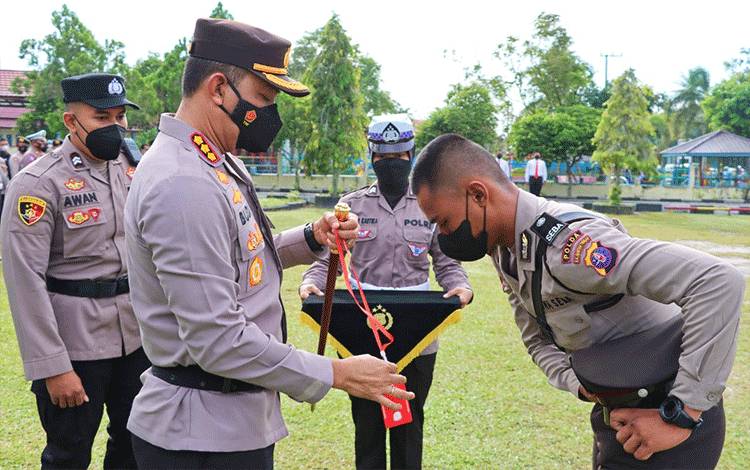 Puluhan Siswa Latja Bintara Polri di Polresta Palangka Raya Berakhir
