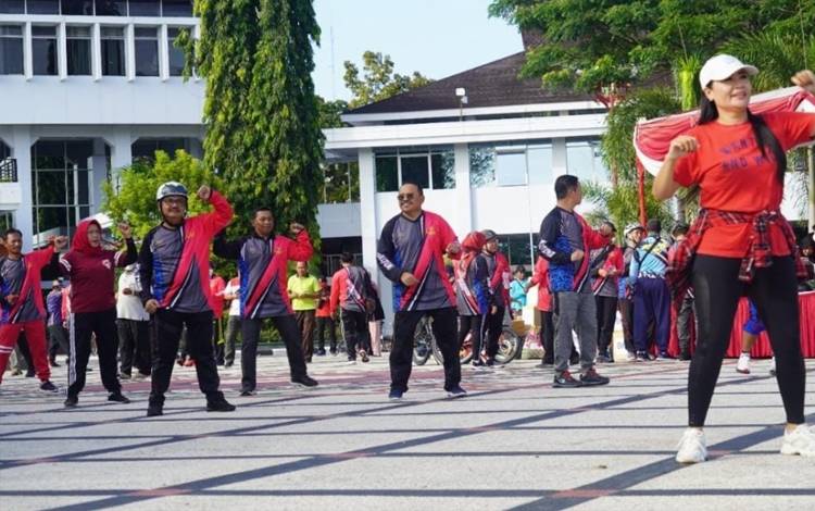 Senam Bersama dan Fun Bike Warnai Peringatan Korpri Kalteng