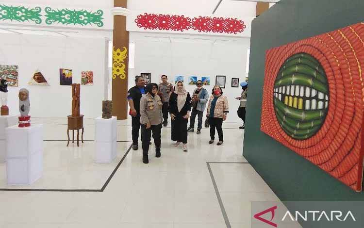 Pemprov Kalteng Sediakan Ruang Berekspresi Bagi Perupa