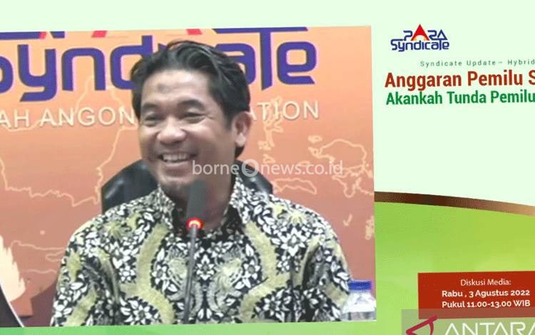 Hasil tangkapan layar Direktur Lingkar Madani (LIMA) Indonesia Ray Rangkuti dalam diskusi yang diselenggarakan PARA Syndicate di Jakarta, Rabu (3/8/2022) (ANTARA/Melalusa Susthira K.)