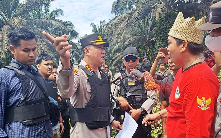 Duduki PT GMR - SHS, Pasukan Gabungan Bubarkan Massa