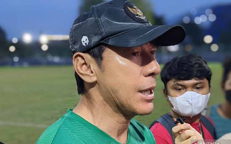 Shin Tae-yong Sambut Baik Kembalinya Liga 1 Indonesia