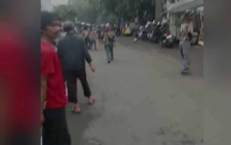 Ledakan Bom Bunuh Diri Terjadi di Polsek Astanaanyar Bandung