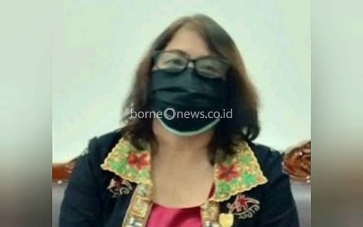 Wakil Ketua Komisi I DPRD Kalteng, Kuwu Senilawati. (FOTO: ISTIMEWA)