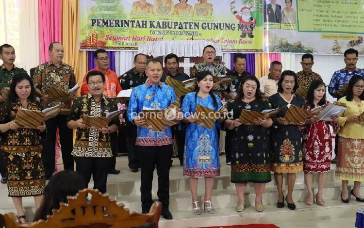 Pesan Bupati Gunung Mas Saat Safari Natal di Kecamatan Sepang