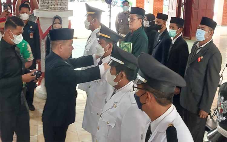 Bupati Kapuas Lantik 11 Pejabat Administrasi dan 2 di Antaranya Camat