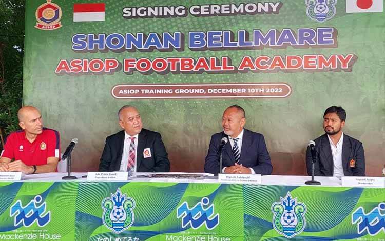 ASIOP Jalin Kerja Sama dengan Klub Asal Jepang Shonan Bellmare