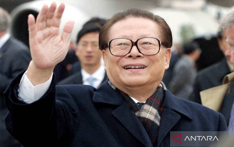 Abu Jenazah Jiang Zemin Dilarung dari Muara Sungai Yangtze