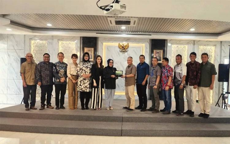 DPRD Kalteng Kunjungan Kerja ke Jabar untuk Memperoleh Informasi Terkait ini