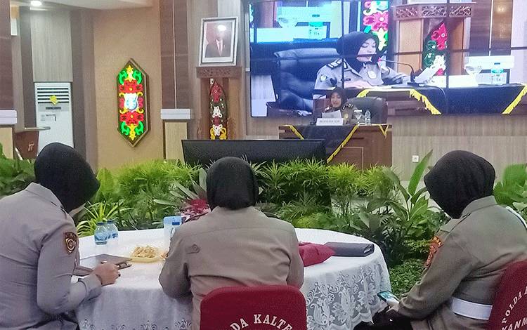 Webinar Regional 23 di Polda Kalteng, Selasa, 13 Desember 2022. (POTO : PARLIN TAMBUNAN)