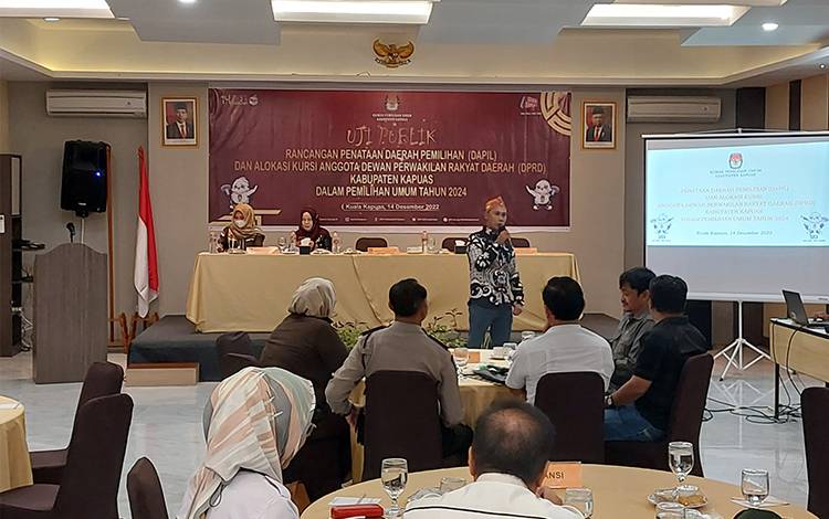 KPU Kapuas Gelar Uji Publik Rancangan Penataan Dapil dan Alokasi Kursi DPRD?
