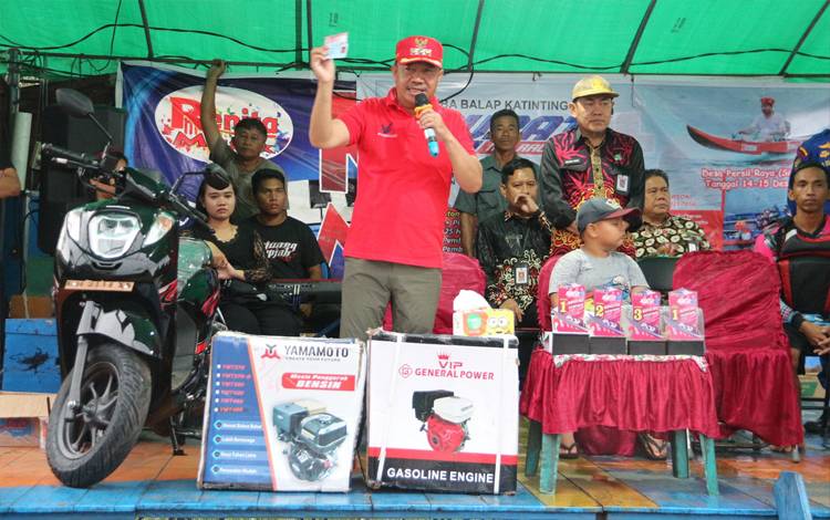 Peserta dari Palangka Raya Raih Juara Pertama Lomba Balap Katinting Bupati Race 2022
