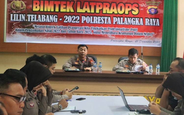 Wakapolresta Palangka Raya Pimpin Latihan Pra Operasi Lilin Telabang 2022