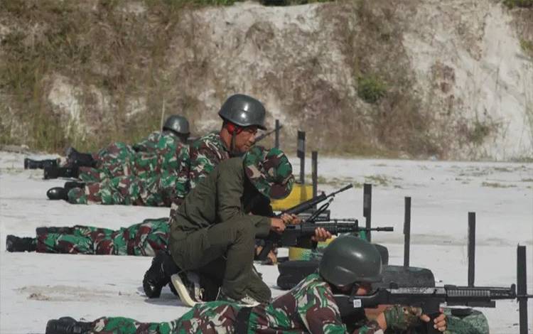 Kodim 1016 Palangka Raya Latihan Menembak Tingkatkan Kemampuan Personel