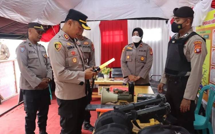 Kapolres Kapuas Cek Sarpras Tiga Pos Pengamanan Operasi Lilin 2022