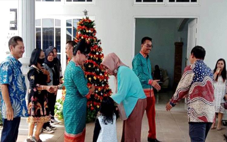 Wakil Bupati Barito Utara Gelar Open House Perayaan Natal 2022