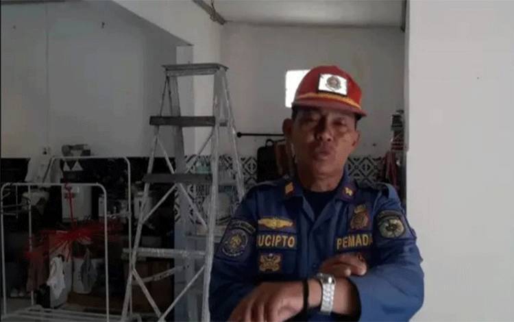 Waspadai Kembang Api Bisa Picu Kebakaran