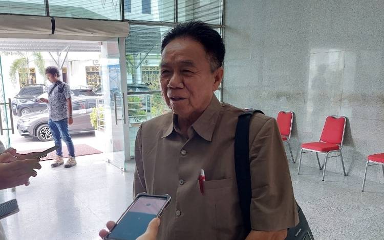 Anggota DPRD Kalteng, Duwel Rawing. (FOTO: DONNY D)