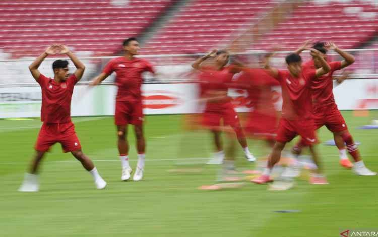 Indonesia Imbang 0-0 pada Babak Pertama Kontra Thailand di Piala AFF