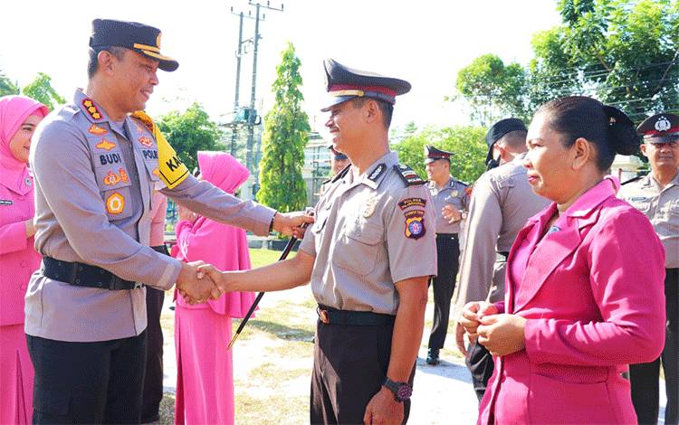 24 Personel Polresta Palangka Raya Naik Pangkat, 4 di Antaranya Perwira