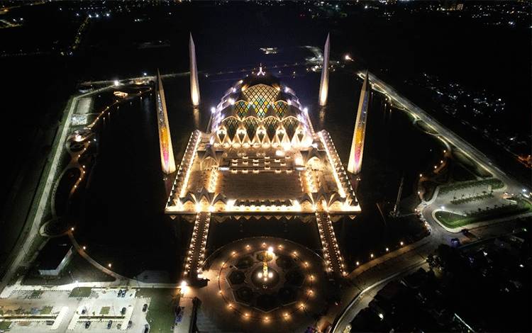 Masjid Al-Jabbar Ikon Baru Jawa Barat Mampu Tampung 50 Ribu Jemaah