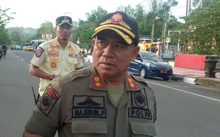 Damkar Kobar Siagakan Mobil Pemadam saat Malam Tahun Baru 2023