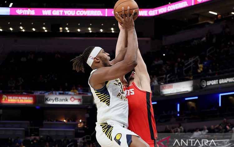 Clippers Takluk di Markas Pacers Meski Paul George Borong 45 Poin
