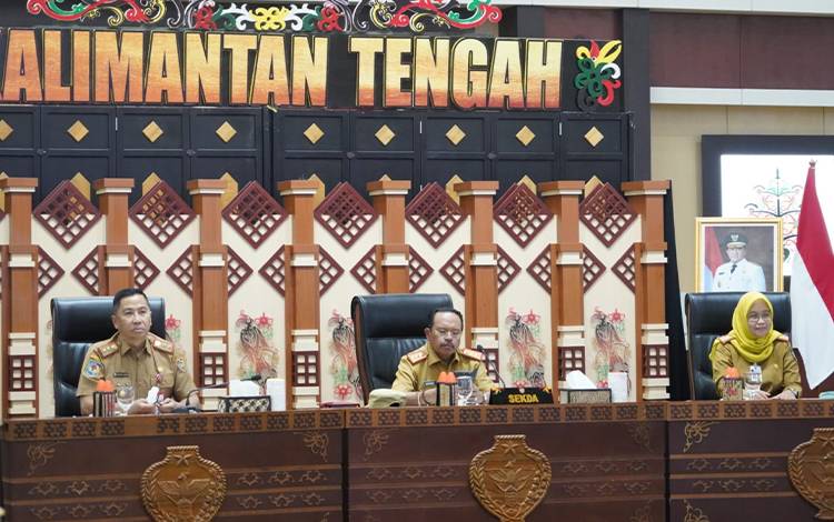 Sekda Kalteng Ikuti Rakor PPKM Bersama Kemendagri