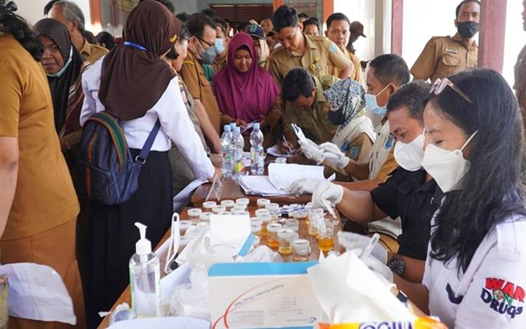 Ratusan ASN Jalani Tes Urine di Lamandau