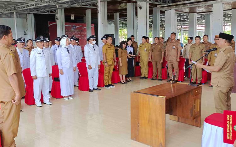 Bupati Seruyan Minta Pejabat Baru Dilantik Segera Lakukan Serah Terima Jabatan?